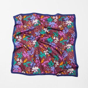 SATIN EFFECT PRINTED HANDKERCHIEF